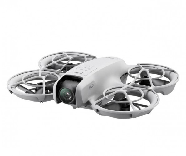 Квадрокоптер DJI Neo Fly More Combo