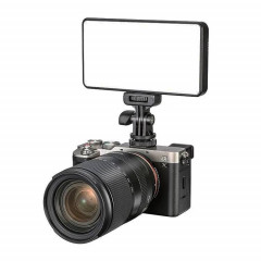 Осветитель Ulanzi VL200