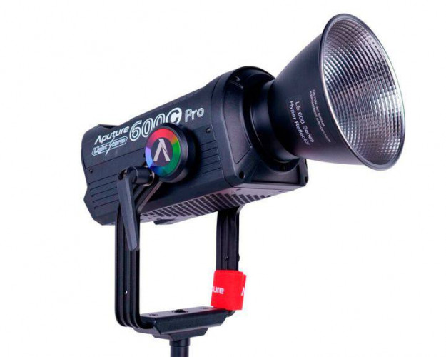 Осветитель Aputure LS 600C RGB (V-mount)