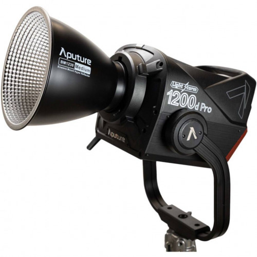 Осветитель Aputure 1200D Pro