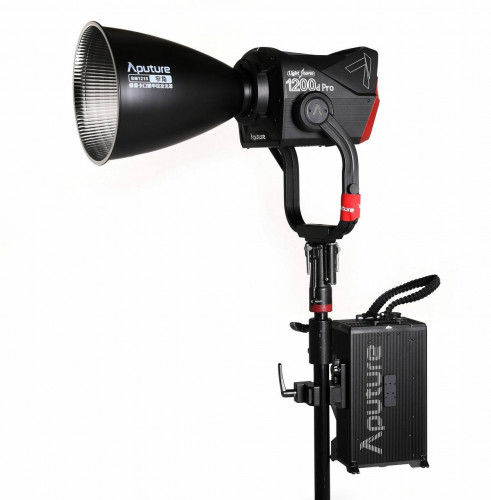 Осветитель Aputure 1200D Pro