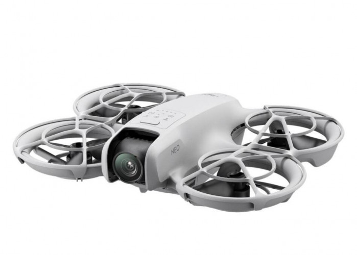 Квадрокоптер DJI Neo